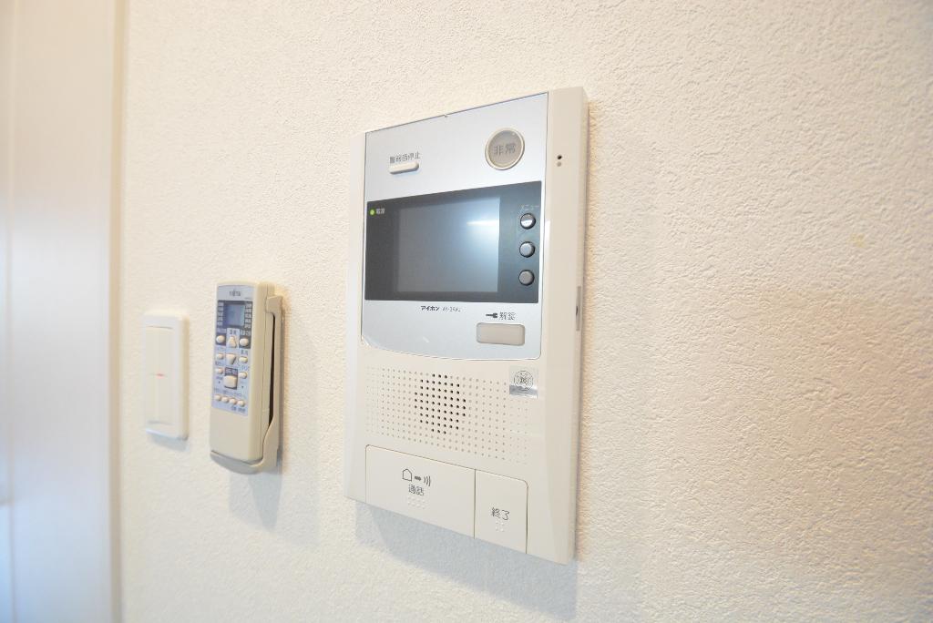 セキュリティ　カメラ付インターホン