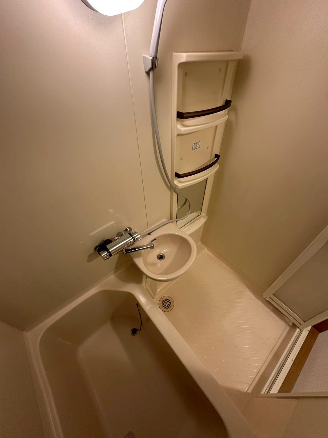 バス・シャワールーム　ユニットバス