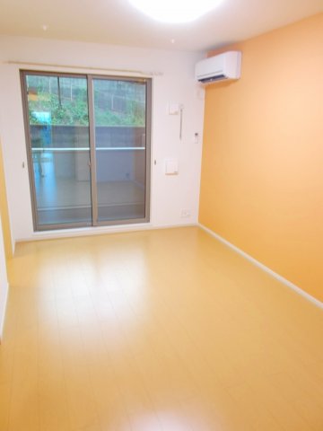 居室・リビング　【簡単オンライン契約】来店不要でオンライン申込み＆契約可能♪