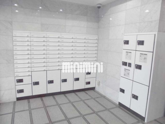 その他設備　電動シャッター付です