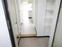 玄関　同物件別号室のものです。