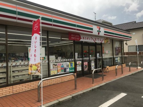 コンビニ　セブンイレブン 岡山関店（コンビニ）まで438m