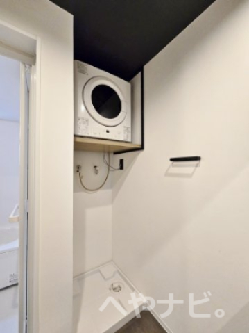 その他設備　★業務用衣類乾燥機(乾太くん) ※1号室反転イメージ