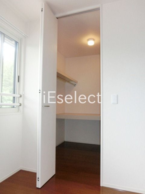 収納　タップリ収納できるウォークインクローゼット