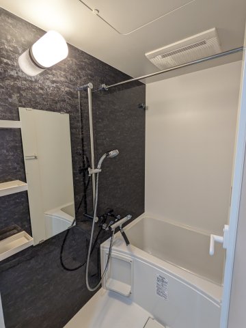 バス・シャワールーム　1102号室