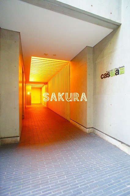 エントランス　お洒落な建物デザイン♪