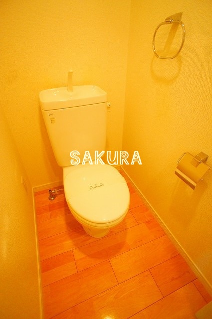 トイレ　清潔感のある水回り♪