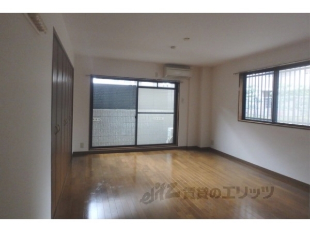 居室・リビング　洋室