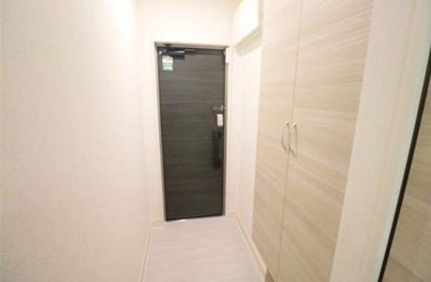 玄関　同仕様、参考写真（実際のデザインとは異なる場合がございます）