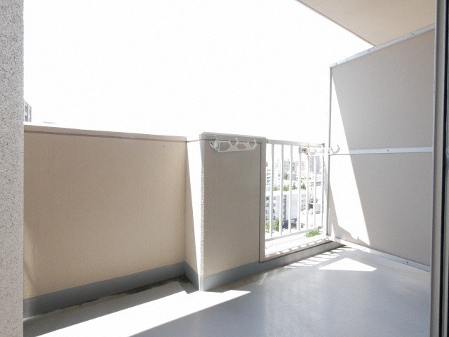 バルコニー　バルコニー付きのお部屋です。