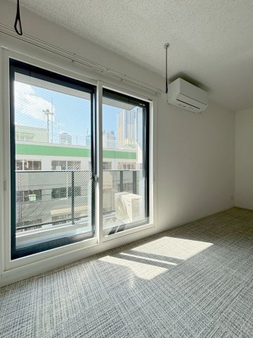 その他設備　窓は２重サッシになります