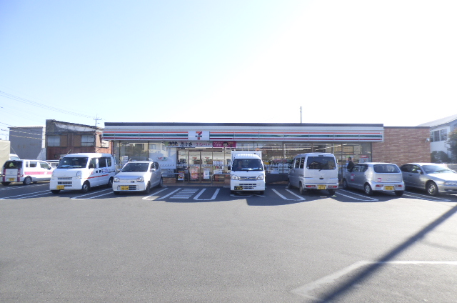 コンビニ　セブンイレブン 川口芝4丁目店（コンビニ）まで304m