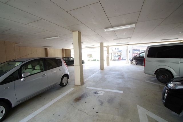 駐車場　★お問い合わせはタウンハウジングまで★