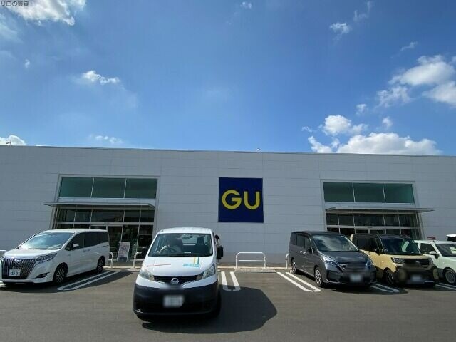 ショッピングセンター　ジーユー福岡伊都店（ショッピングセンター）まで265m