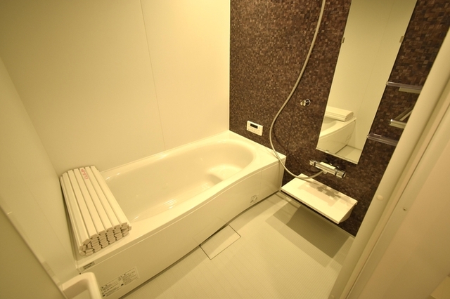 バス・シャワールーム　１０６・バス