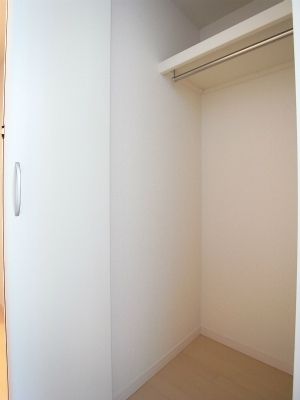 収納　別部屋参考写真となります