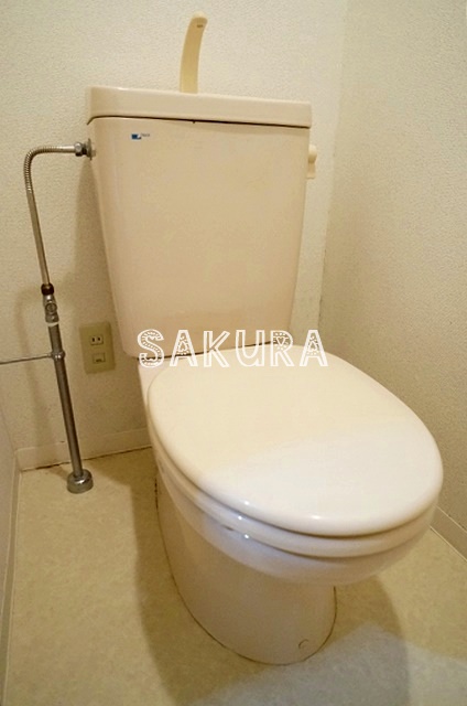 トイレ　清潔感のある水回り♪