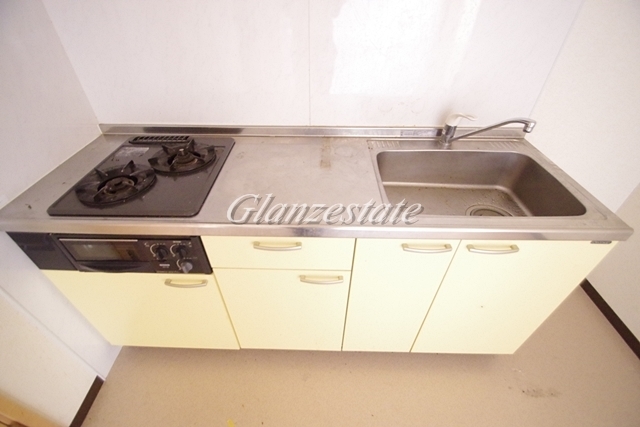 キッチン　☆便利な２口キッチン☆