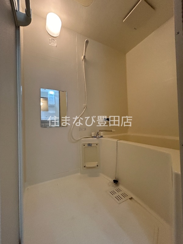 バス・シャワールーム　同型タイプ