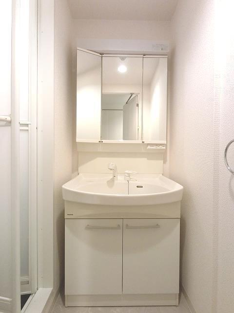 洗面設備　独立洗面台