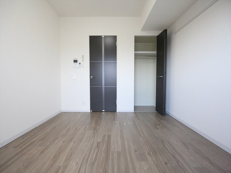 居室・リビング　洋室7帖　クローゼット付（収納充実してます）