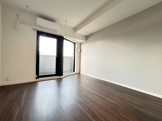 居室・リビング　別号室の写真