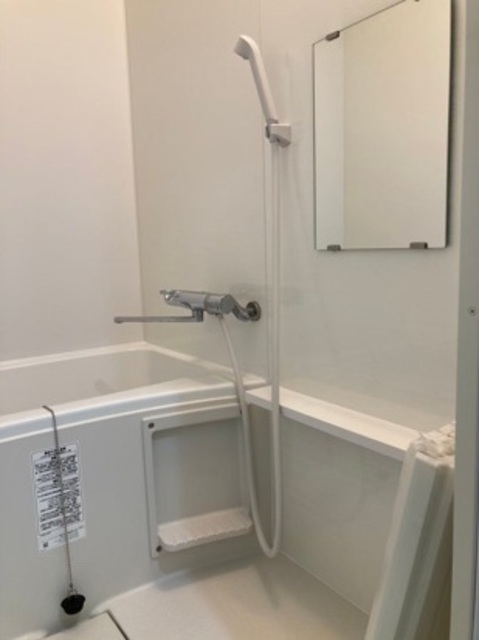 バス・シャワールーム　バスルーム