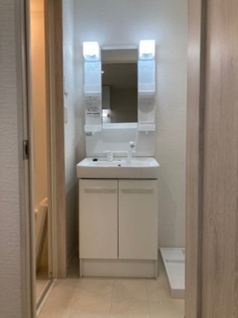 洗面設備　独立洗面台