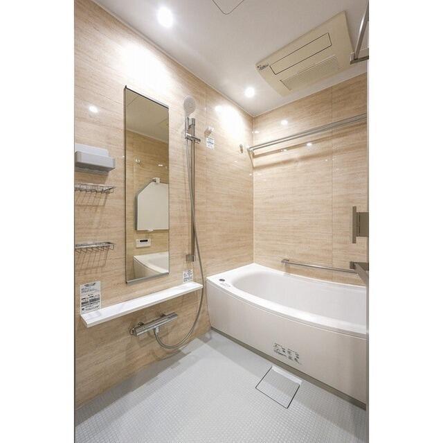 バス・シャワールーム　?