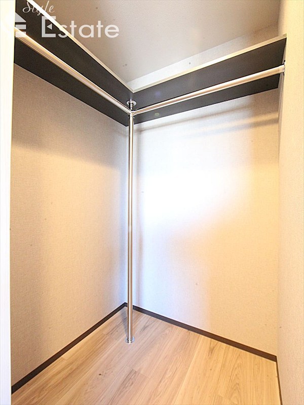 収納　ウォークインクローゼット