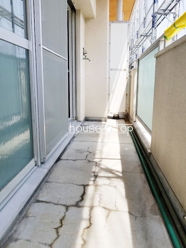 バルコニー　日当たりの良い南面バルコニー！洗濯機も設置可能です♪「