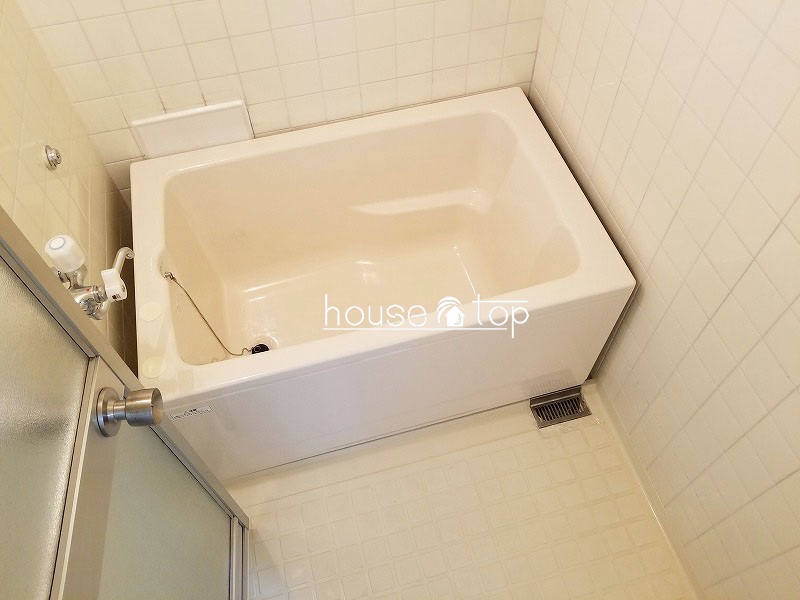 バス・シャワールーム　ゆったりと入浴出来る浴槽です♪