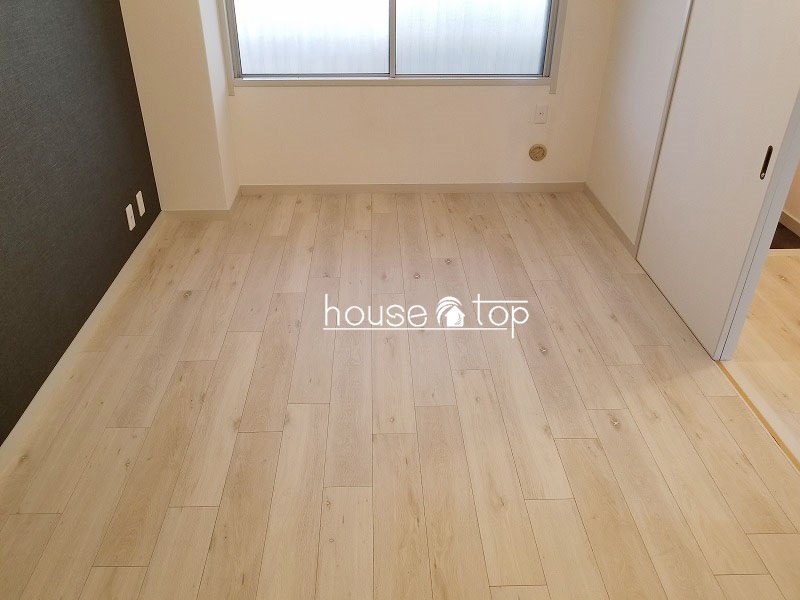 その他部屋・スペース　玄関の隣のお部屋は子供部屋や荷物置場に最適です！