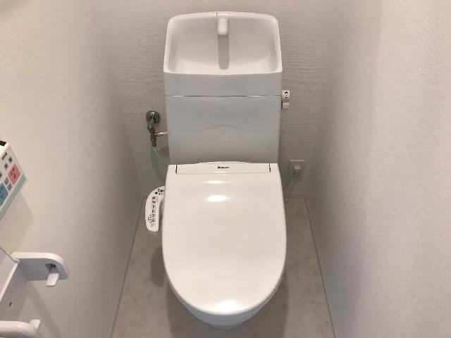 トイレ　トイレ