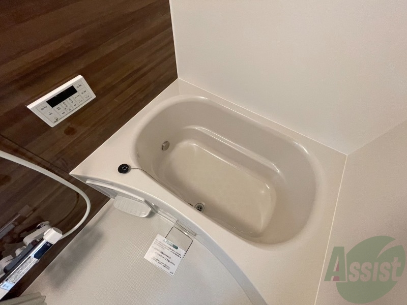 バス・シャワールーム　追い焚き機能もあるので、いつでも温かいお風呂に入れますね。