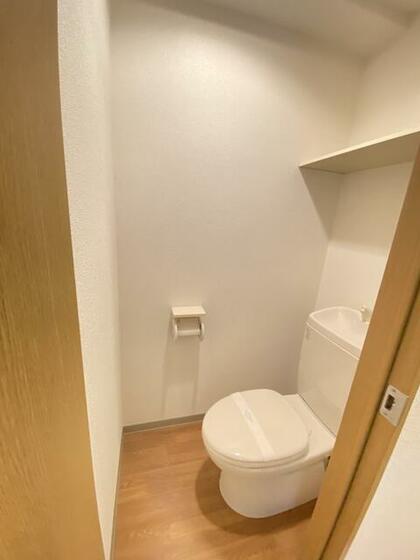 トイレ　※別部屋参考写真