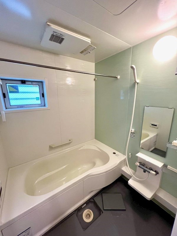 バス・シャワールーム　追焚・浴室乾燥機付バス