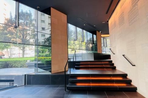 エントランス　ゆとりのあるエントランスです