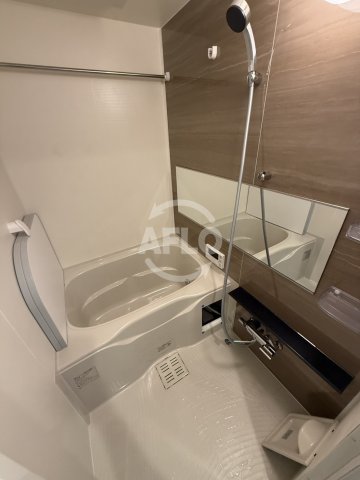 バス・シャワールーム　プレサンス東小橋エレディータ　浴室