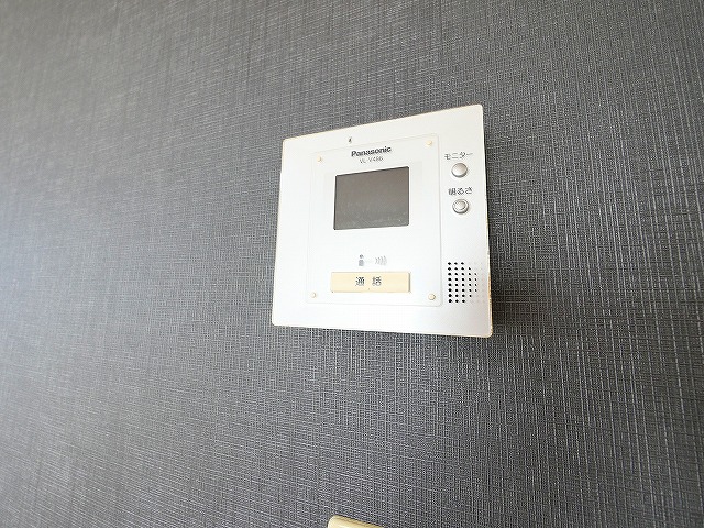 セキュリティ　モニター付きインターホンです。