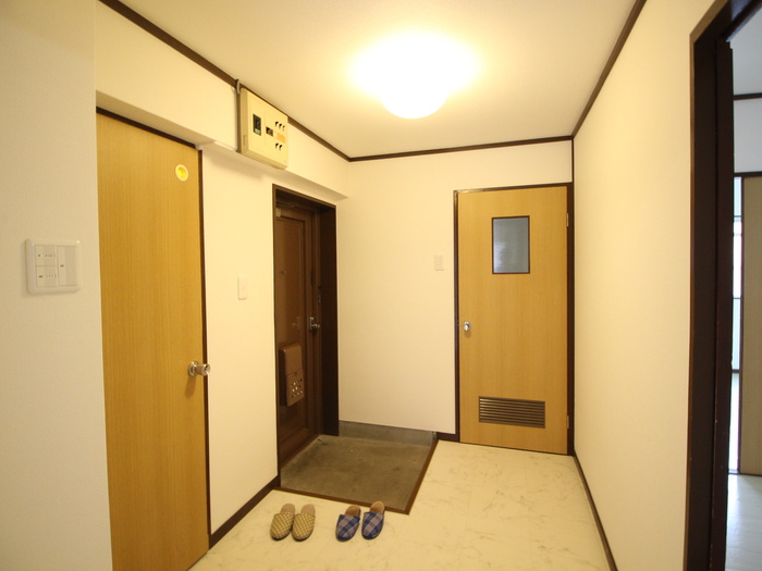 玄関　現状が異なる場合は現状優先となります