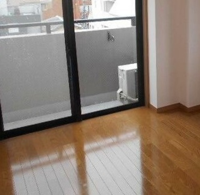 バルコニー　バルコニーあります