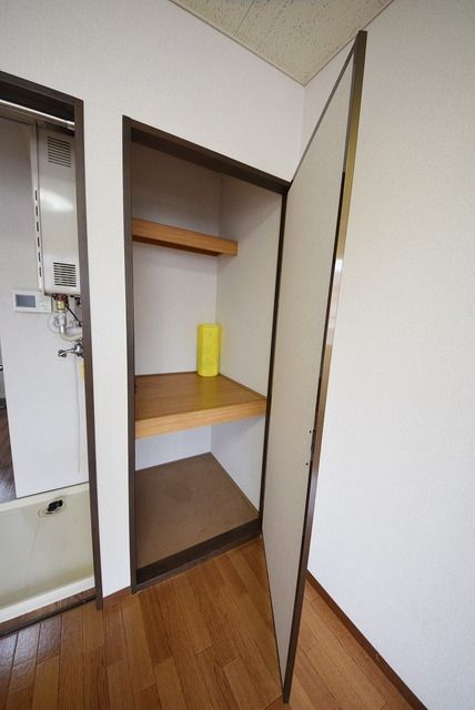 収納　★収納上下にございます★