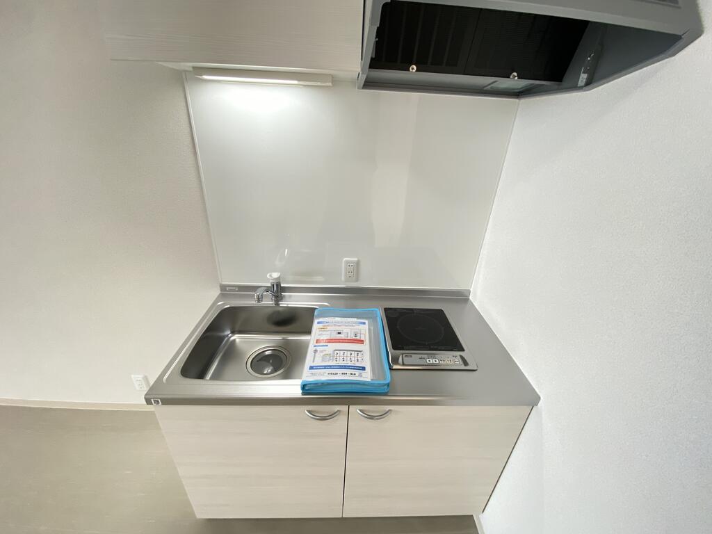 キッチン　同間取り別部屋参考画像です