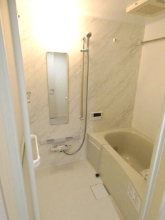 バス・シャワールーム　日々の疲れを癒すお風呂付です