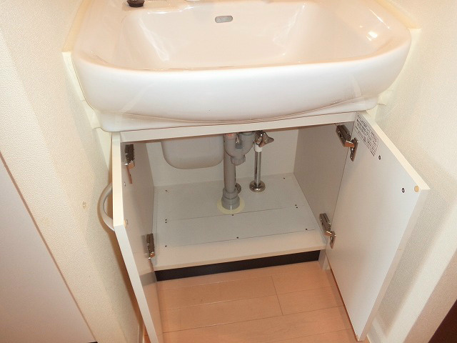 その他　洗面所収納部♪