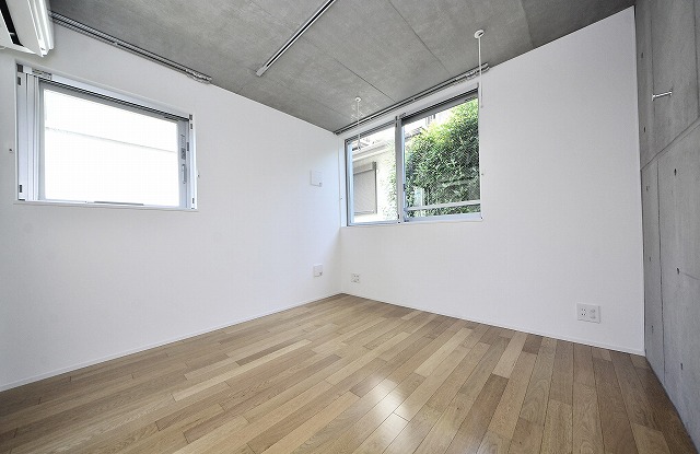 居室・リビング　居室