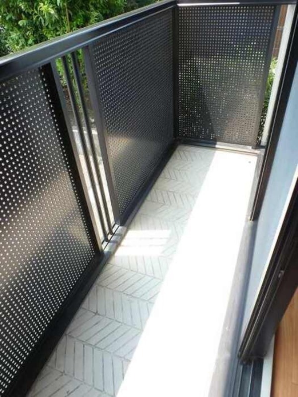 バルコニー　図面と現状に相違がある場合には現状を優先