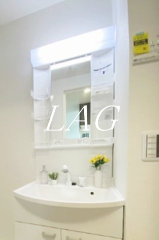 洗面設備　洗面台です。