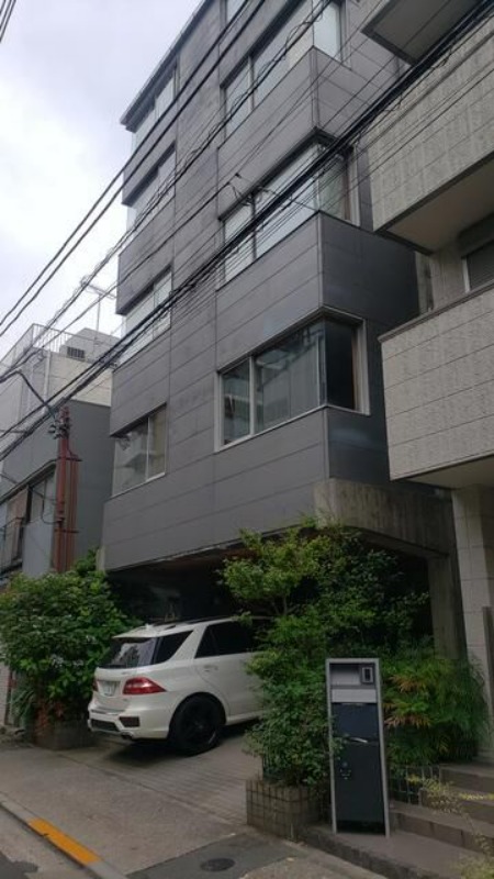 建物外観　麻布ハウス